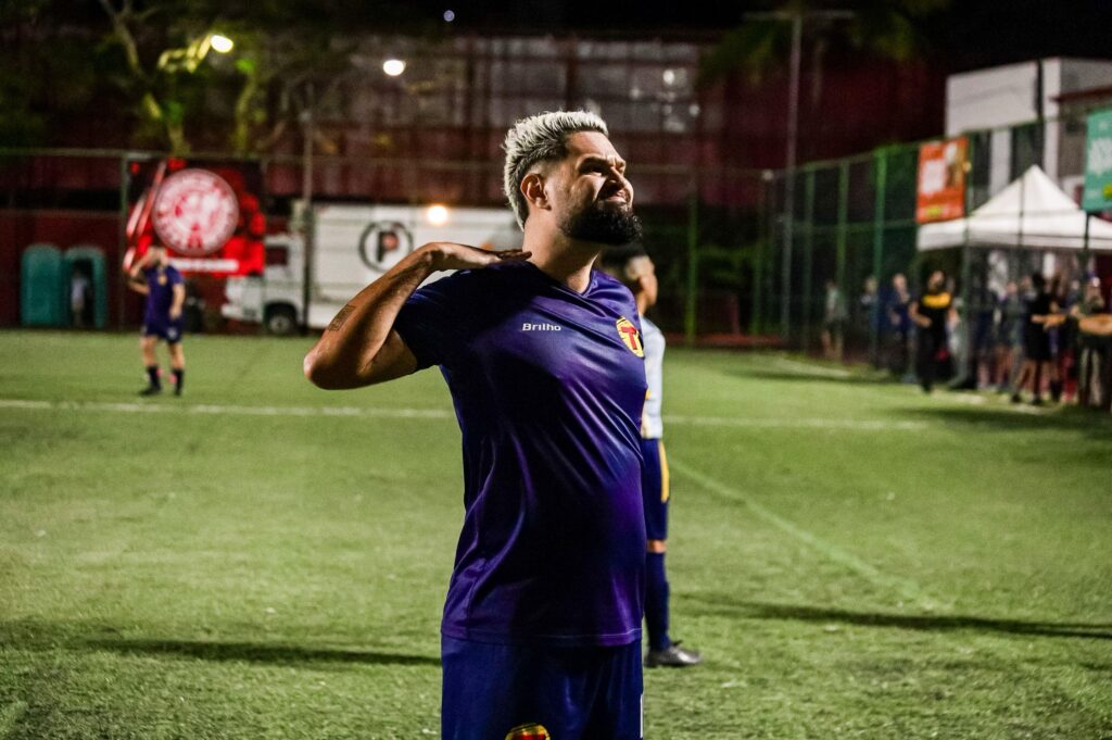 Imagem do WhatsApp de 2025-09-20 à(s) 18.54.30_e402a9c3 Bernardo da Transamérica comemora seu gol na vitória sobre o Lance; Créditos: Giselle Garcia